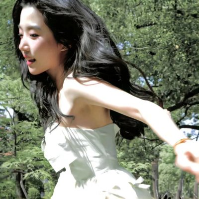 艳阳春水惊鸿